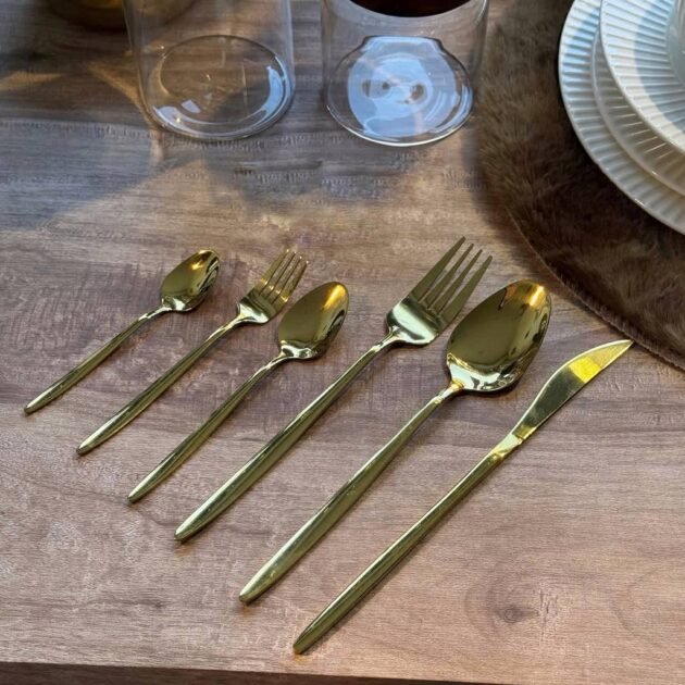 طقم أدوات المائدة من  36 قطعة